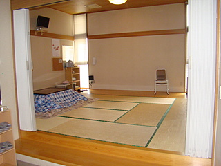 志和池斎場